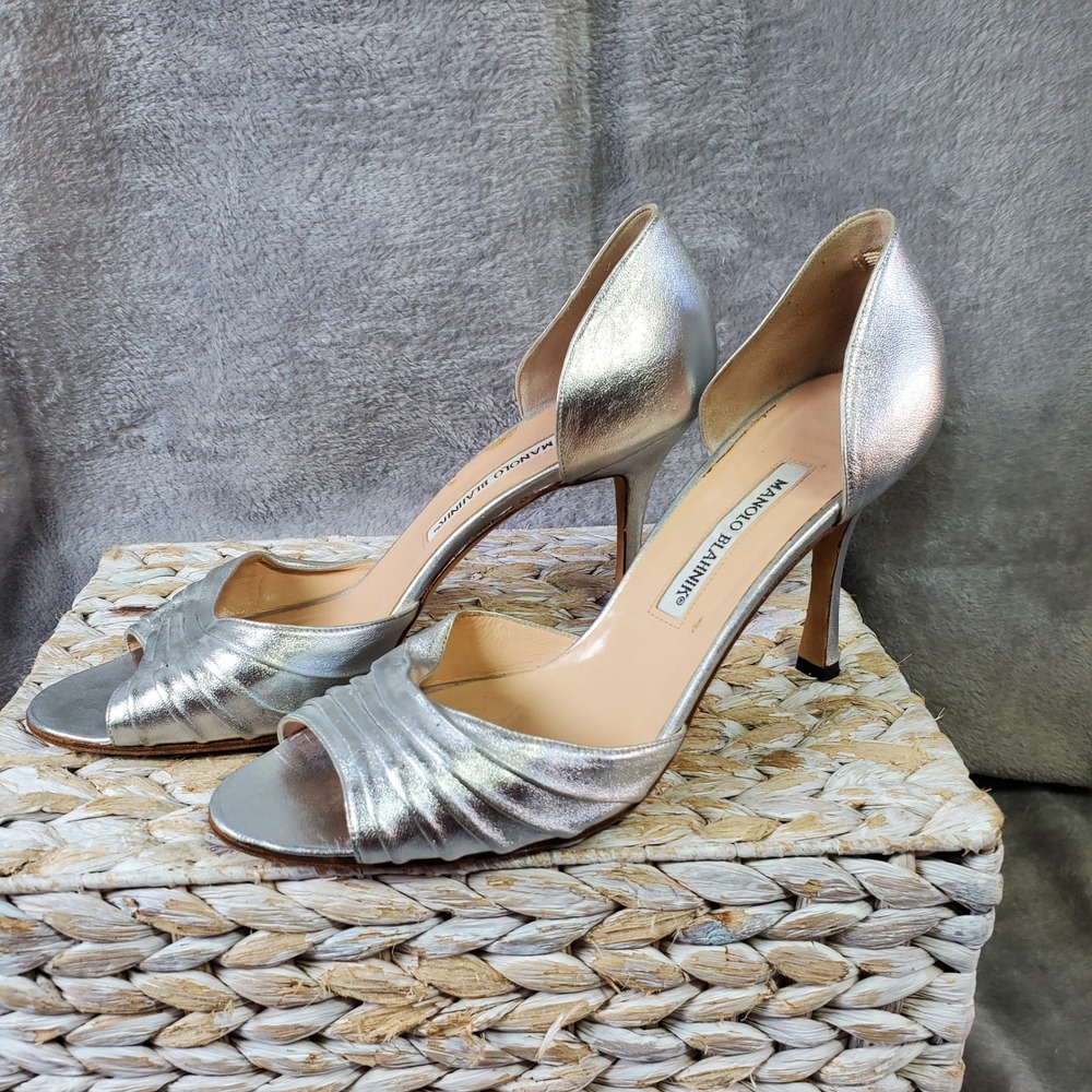 Manolo Blahnik D'Orsay Sandals Wedding Metallic Formal Size 9 Silver Leather